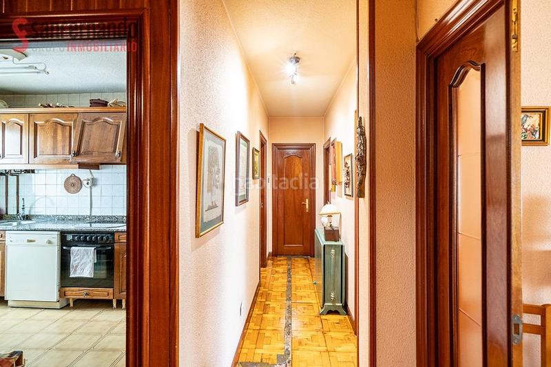 Foto 4d69704c-3575-4177-98f3-e92d5df0bf4e. Piso vivienda en ubicación excelente en Centro Torrelavega