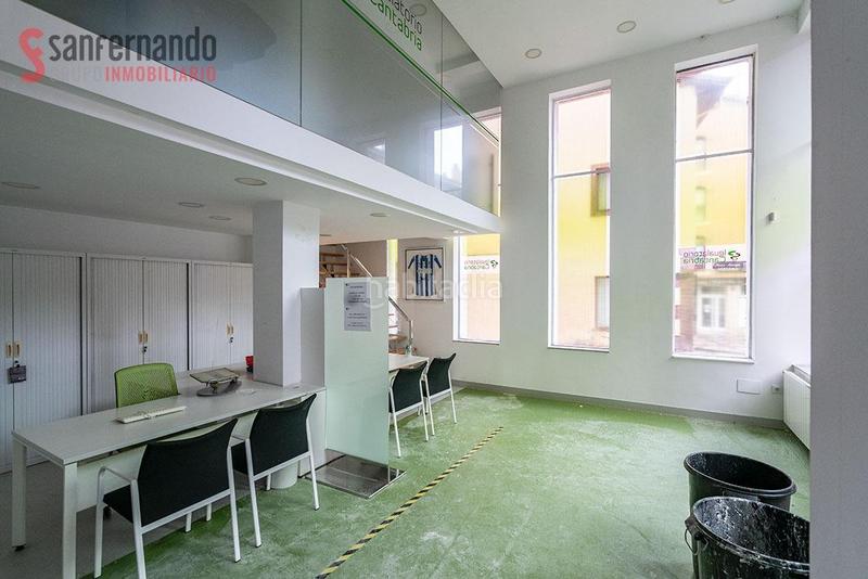 Foto 8d74417f-8c0a-43e4-a61f-72eb670129a3. Local commercial dans El Parque - Zapatón Torrelavega