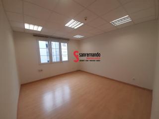 Rent Office space in Centro - Ayuntamiento. Se alquila oficinadespacho en puertochico pleno centro en santan