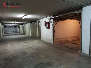 Aparcament cotxe a Corrales de Buelna (Los). Garaje cerrado a precio de plaza