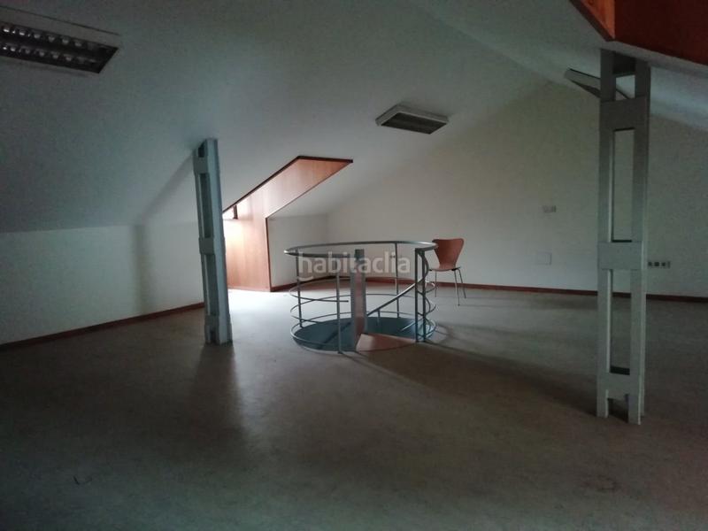 Foto f9829833-b9ba-4ad0-ae8b-1ec159a898fb. Affitto locale commerciale in Centro Torrelavega