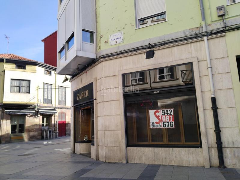 Foto eb6f7e6e-5b34-404c-9fbc-d06574162869. Lloguer local comercial a Centro Torrelavega