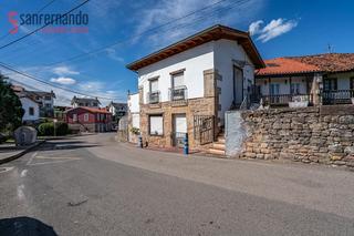 Casa  Viernoles-rodan. Casa individual con terraza