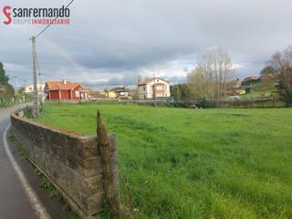 Terrain résidentiel à Barrio san martín 9a. Finca urbana en hinojedo