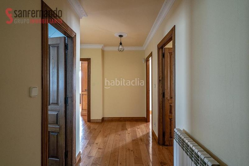 Foto 5191b30a-30fb-4d89-8104-399c3b034e05. Casa  estilo montañés cerca de costa en Cudón Miengo