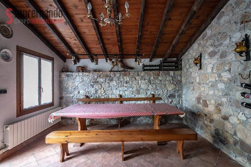 Foto ad771add-845e-4792-8c97-941c95eced34. Casa  montañesa con encanto y gran potencial en la senda del pas en Puente Viesgo