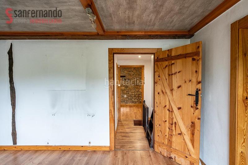 Foto bc44df32-7e4b-4618-85e2-15fe5bbdb4c1. Casa  de piedra en mijares tradición, espacio y vistas increíbles. en Santillana del Mar