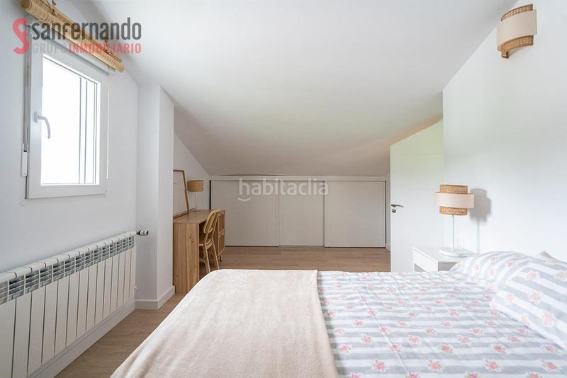 Foto ac1e474b-e4ae-46b1-a9c0-858736245d17. Chalet en barrio pajarillos 4 magnifico chalet individual en vargas en Puente Viesgo