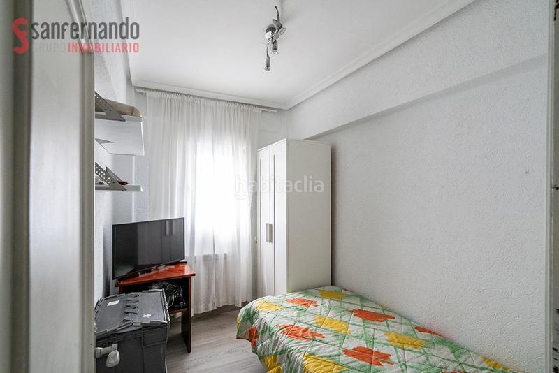 Foto 0d062f10-8841-4082-ab29-93e2604c753d. Piso  en la zona de general dávila muy próximo a las facultades con inquilino en Santander