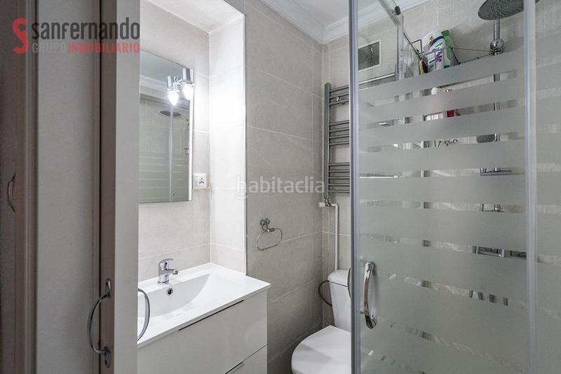 Foto b1b71775-8034-47db-adb0-f6d6196cb3cd. Piso  en la zona de general dávila muy próximo a las facultades con inquilino en Santander