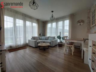 Planta baixa a Urbanizacion vega grande 72. Bajo de dos habitaciones con garaje cerrado.