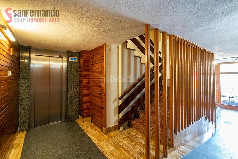 Foto 04875aed-5b4b-41f4-af18-cddd9513ed82. Piso vivienda con alma en el corazón 122 m para diseñar tu futuro en Torrelavega