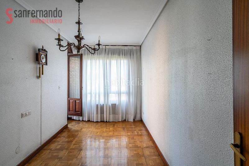 Foto 180a027f-bc8f-42e3-86ec-8e9224f9bfa8. Piso vivienda con alma en el corazón 122 m para diseñar tu futuro en Torrelavega