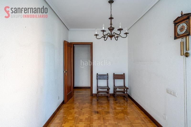 Foto 776100f4-a2c5-4fa5-88d4-af94e8dcec3f. Piso vivienda con alma en el corazón 122 m para diseñar tu futuro en Torrelavega