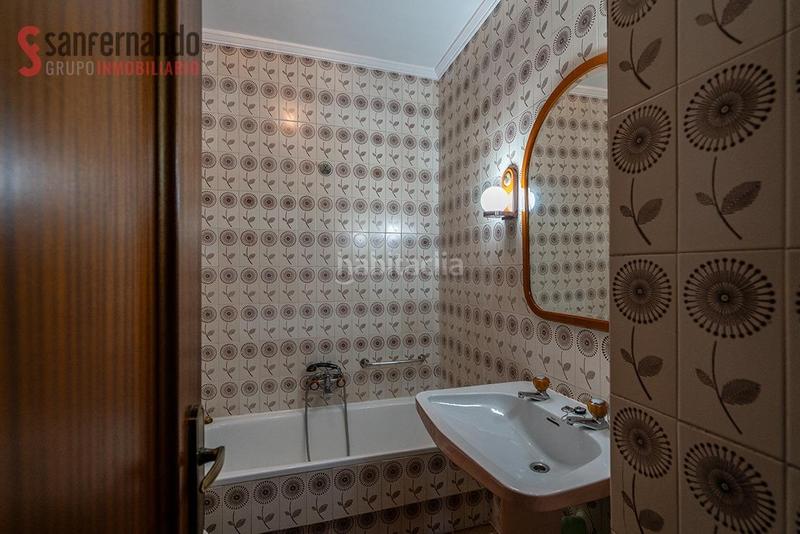 Foto 94b49340-31b6-4e93-8e6f-085a8d659ad9. Piso vivienda con alma en el corazón 122 m para diseñar tu futuro en Torrelavega