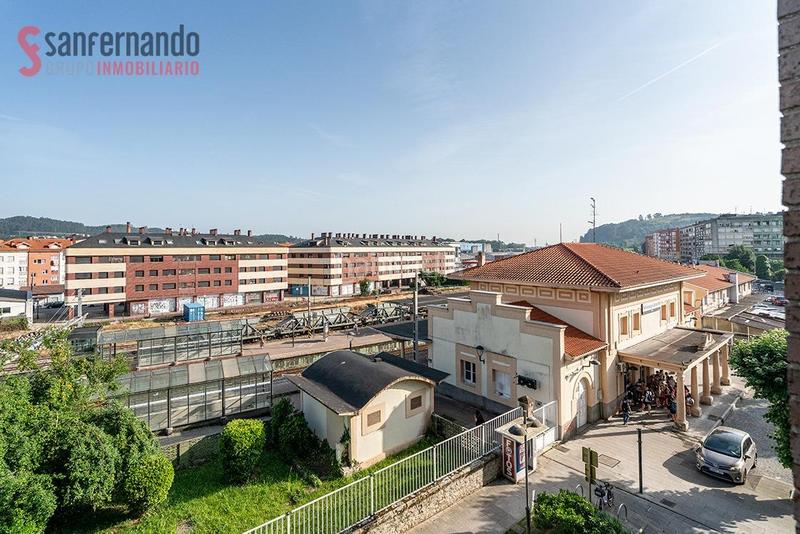 Foto b036b9b7-550d-473f-abc2-46f89b9a902f. Piso vivienda con alma en el corazón 122 m para diseñar tu futuro en Torrelavega
