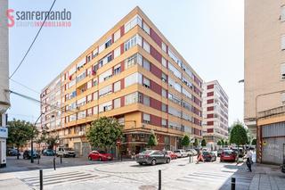 Pis a Inmobiliaria - Barreda. Oportunidad única en torrelavega, a un paso del centro!