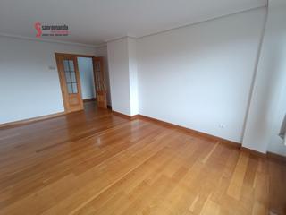 Lloguer Pis  Calle alfonsina storni. Se alquila piso de 3 habitaciones y 2 baños, con trastero y 2 pl