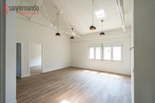 Pis  Calle de el salvador. Vivienda 100 m2. reformada integralmente en barreda, col. el sal
