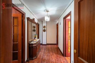 Appartement  Calle el cano. Piso en la zona de magallanes con ascensor a cota cero, plaza de