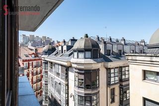 Pis  Calle el cano. Piso en la zona de magallanes con ascensor a cota cero, plaza de