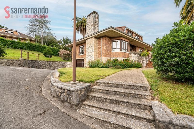 Foto e1f649bd-b143-4816-b5ed-e95b7c0bea8e. Casa amb calefacció aparcament a Cerezo - Aspla - Torres Torrelavega