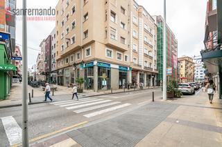Appartement à Centro. Vivienda con gran potencial en pleno centro de torrelavega