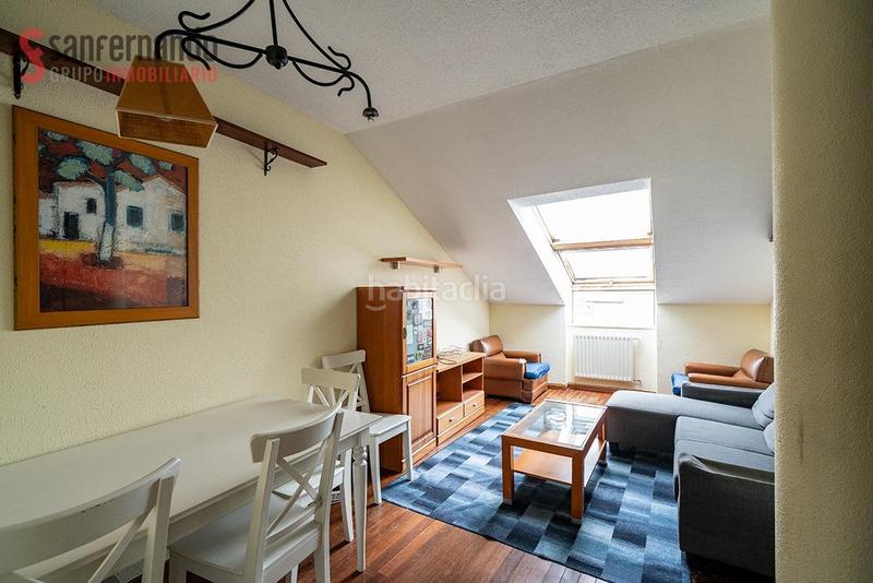 Foto 7cde9832-277b-4094-bbd6-490a29507e00. Dachwohnung mit heizung parking in Centro Torrelavega