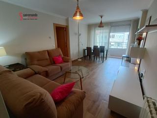 Lloguer Pis  Calle camilo alonso vega. Se alquila para larga duración, reformado, piso de 3 habitacione