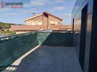 Location Duplex à Calle monte noba. Piso con terraza cerca del mar de miengo