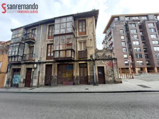 Terreno residenziale in Calle del monte 33. Terreno urbano en el centro de santander