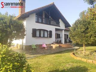 Location Maison  Barrio helguera 77. Casa independiente con jardín el helguera