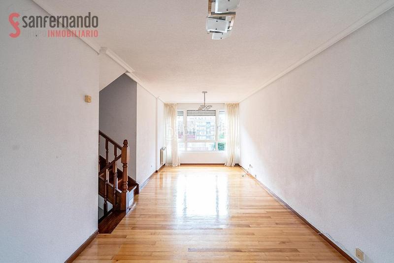 Foto 8f246460-af2d-4750-b772-894c19648d50. Casa a schiera con riscaldamento parcheggio in Muriedas Camargo