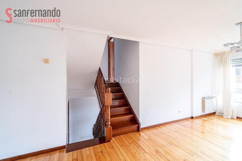 Foto f59ddd31-cc6a-4bd1-8a7b-d529319aee88. Casa a schiera con riscaldamento parcheggio in Muriedas Camargo