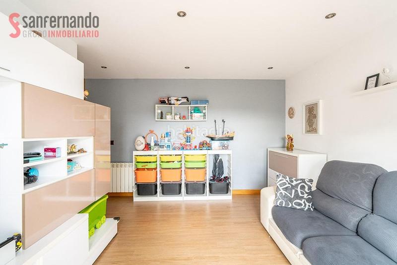 Foto 029c0cc9-db0c-45f3-ad27-83f0a1658aa5. Chalet mit heizung parking in Cudón Miengo