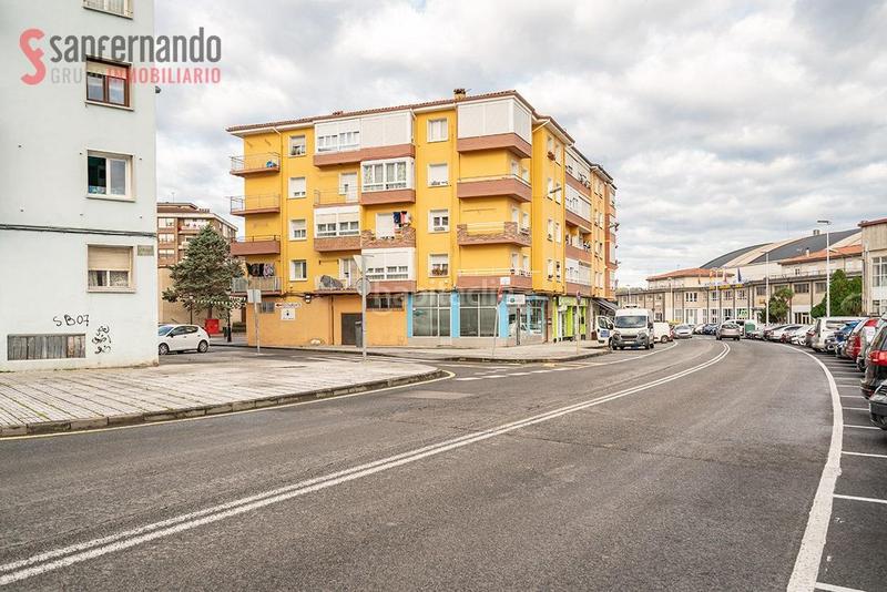 Foto a4a6e2ae-e57a-4390-a280-d2a6fa4f31b7. Appartement dans Nueva Ciudad Torrelavega