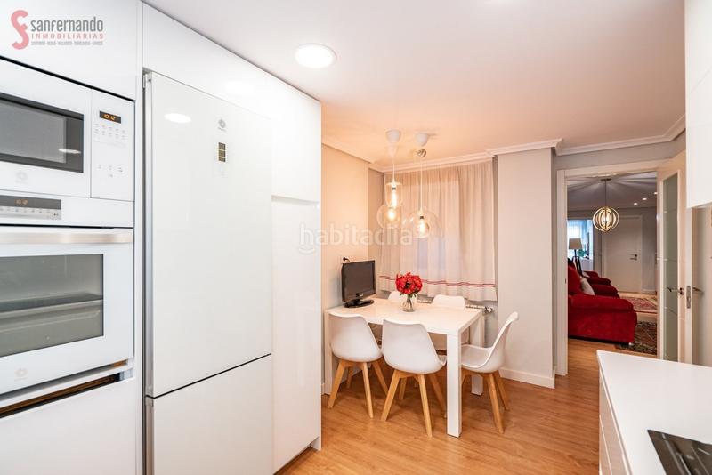 Foto b0d85309-f5fa-47bb-bbb5-72d4e2a01efe. Appartement avec chauffage dans Cuatro Caminos Santander