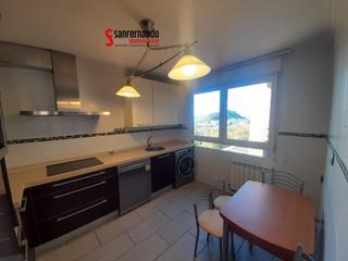 Alquiler Piso en Alisal - San Román. Se alquila piso en leonardo torres quevedo de santander.