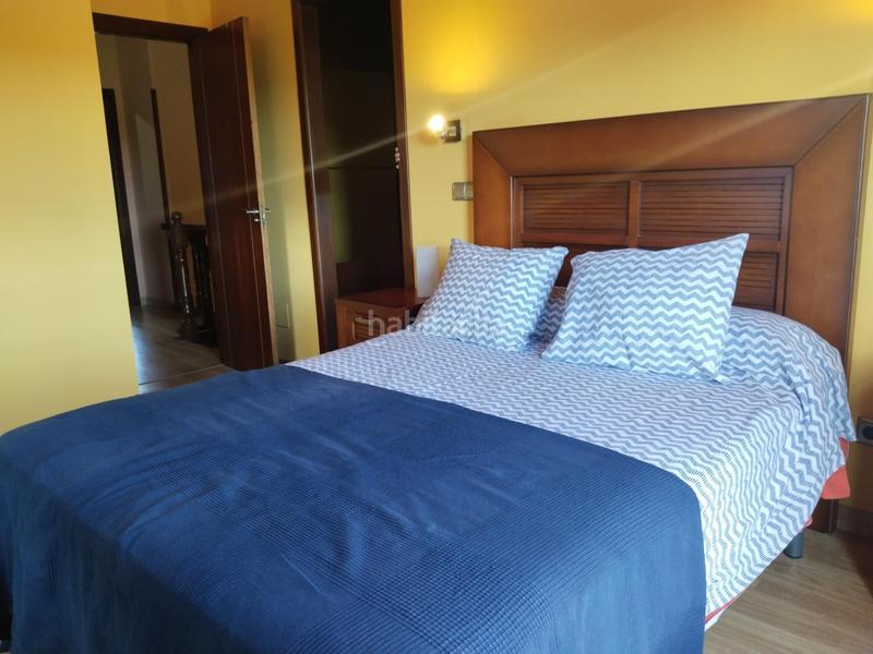 Foto 879d3047-839d-4764-8a27-ac306bf2a53b. Rent chalet with heating parking in Suances