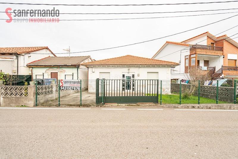 Foto 931a7ceb-8794-4fcc-a746-f79c206807af. Maison avec parking dans Santillana del Mar