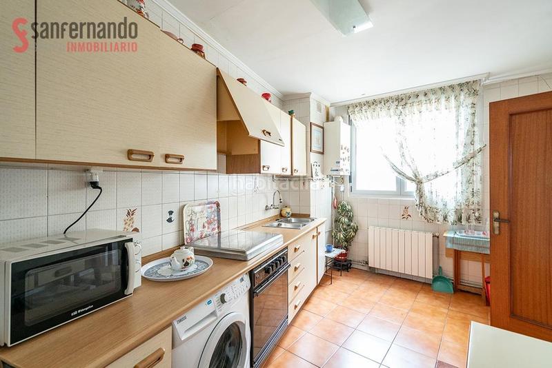 Foto e940139d-8ebd-4ac6-ac64-badf1c633c8a. Etagenwohnung mit heizung in El Parque - Zapatón Torrelavega