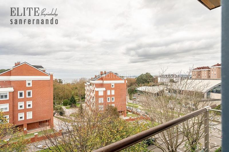 Foto 159de14b-6acf-4e89-af47-353120c5f806. Pis amb calefacció aparcament piscina a Valdenoja Santander