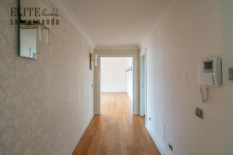 Foto b4cd1cf0-4815-49e3-a8f7-abb2fd66addb. Pis amb calefacció aparcament piscina a Valdenoja Santander