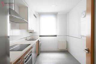 Appartement  Calle eusebio santamaría. Oportunidad única en nueva montaña!   producto para inversores