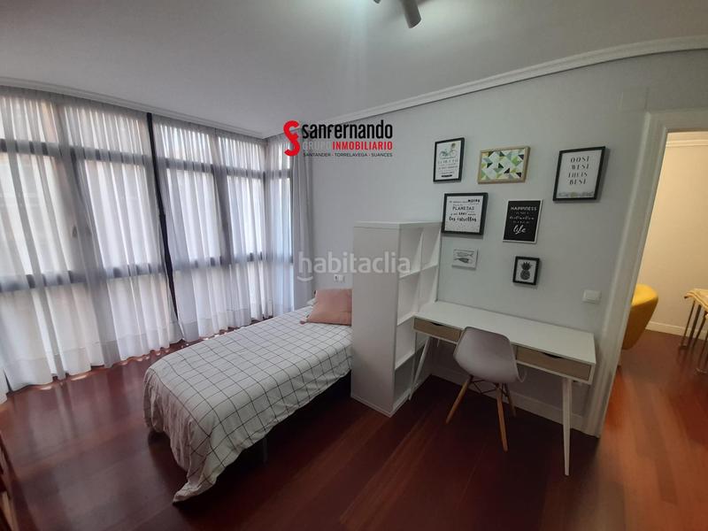 Foto 96bada0c-d4a1-4026-824a-4e8941a02f91. Rent flat with heating parking in Centro - Ayuntamiento Santander