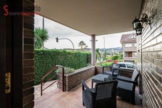 Maison jumelée  Barrio de puente san miguel. Chalet en puente san miguel con vistas a la montaña.