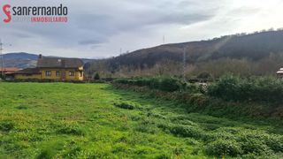 Terreny residencial  Barrio de san cristóbal. Parcela urbana llana en venta,  1.600 m2 en entorno tranquilo pa