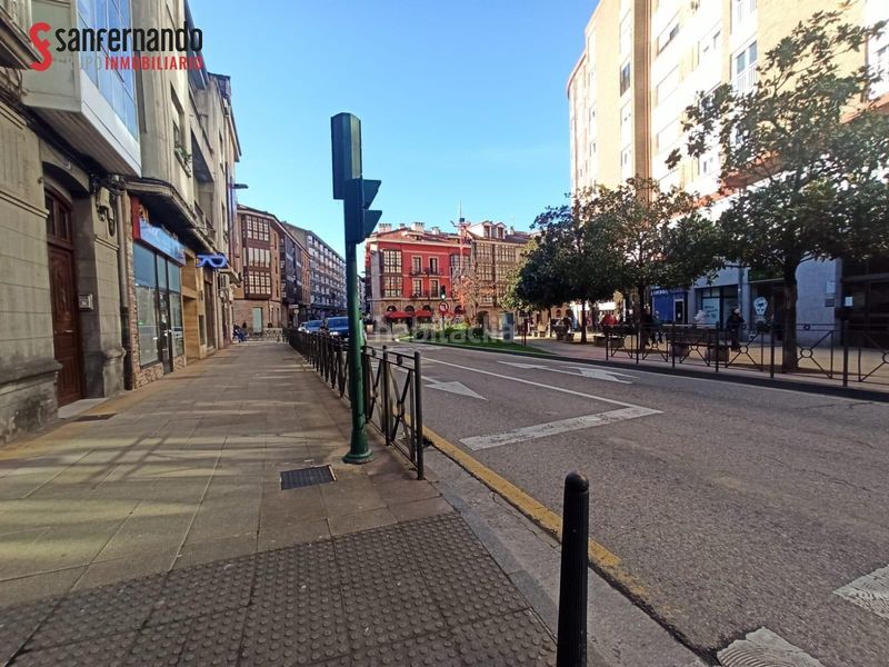 Foto 0b06f3ff-edaa-48c5-84e1-851e47dac92c. Aparcament cotxe a Centro Torrelavega