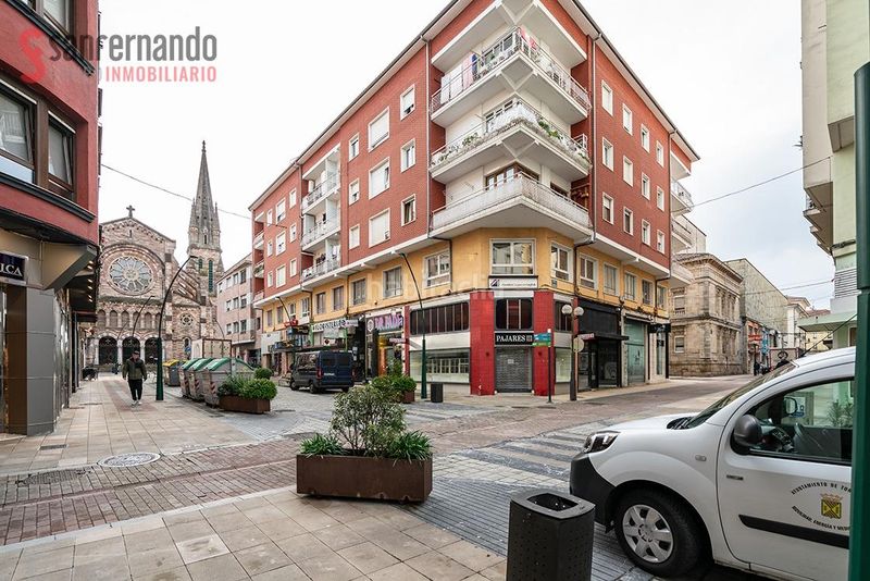 Foto b3e8ac8e-fd76-4317-8395-5830d525ecef. Pis a Centro Torrelavega