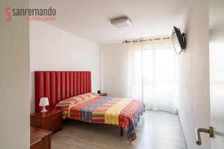 Appartement  Calle de doñana. Piso en venta en calle doñana  el astillero de 4 habitaciones